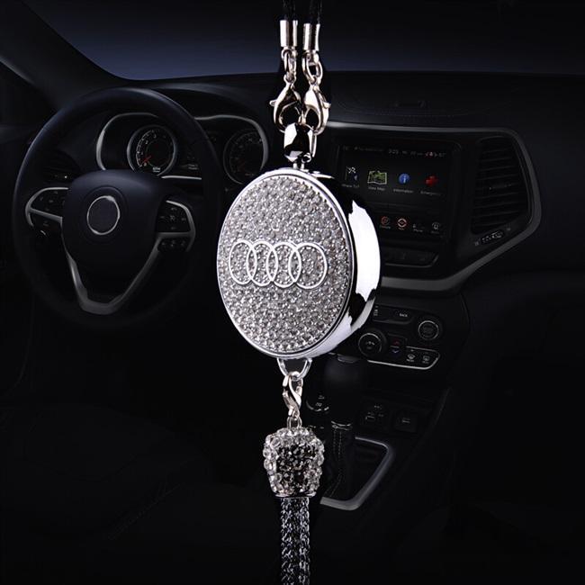 Ciondolo per specchietto retrovisore auto con cristallo | Lega di zinco e strass | Decorazione scintillante con ciondolo profumato, idea regalo