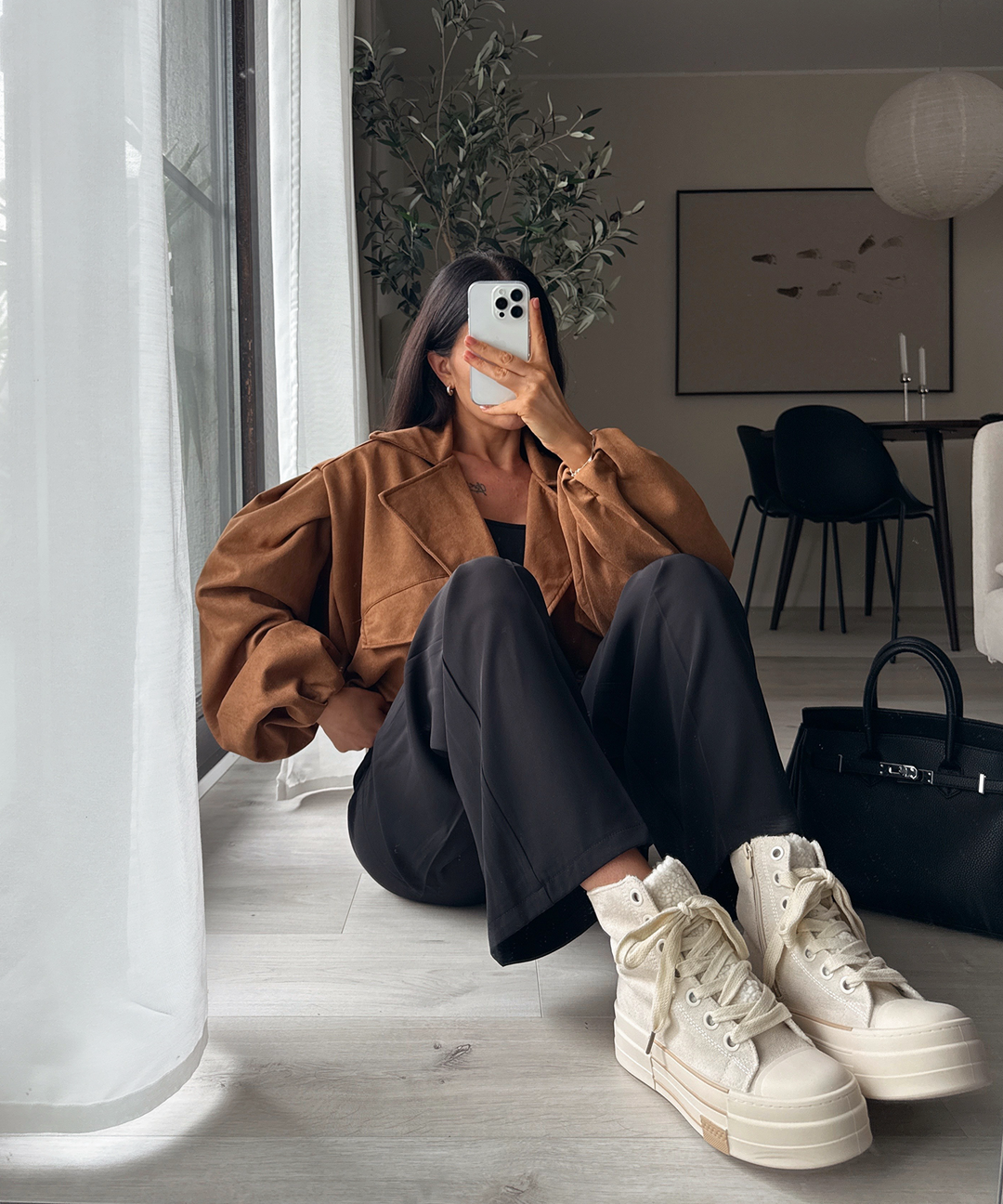 Damen Crop Trenchcoat | Kurzer Wildleder-Look Mantel mit modernem Schnitt