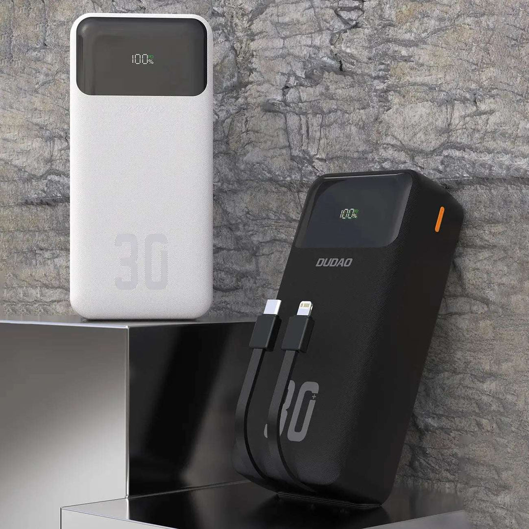 Powerbank 30.000 mAh | 22,5 W Schnellladegerät mit USB-C, Lightning-Kabel und Digitalanzeige
