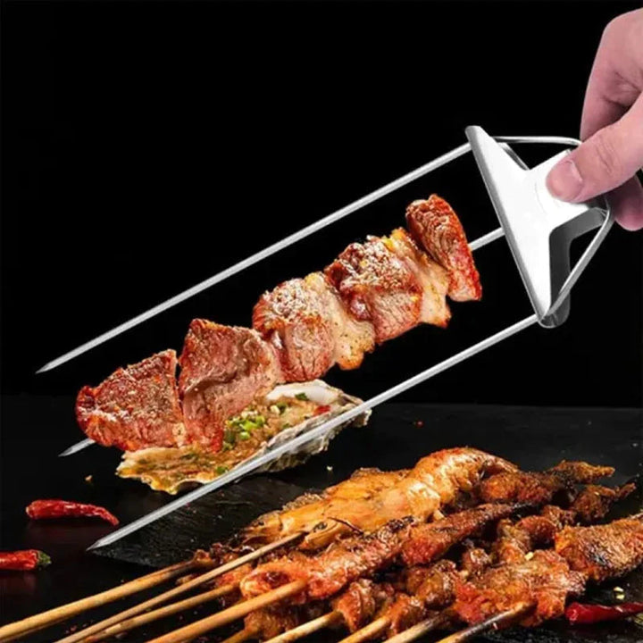 Edelstahl Grillspieße mit 9 Zinken – BlazeTrio für gleichmäßiges Garen von Fleisch, Fisch &amp; Gemüse | Spülmaschinenfest | inkl. Oxford-Tasche