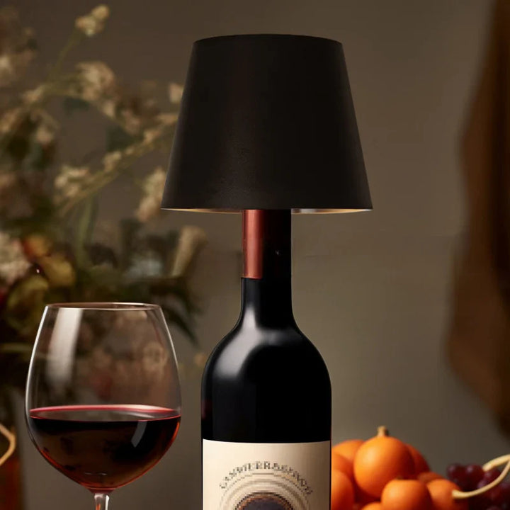 Kabellose LED Flaschenlampe mit USB-C | Wiederaufladbarer Flaschenaufsatz für Weinflaschen | Ambientebeleuchtung für Zuhause &amp; Garten