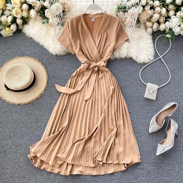 Damen Midikleid mit V-Ausschnitt &amp; Plissee-Design | Hohe Taille | Elegantes Kleid für Alltag, Freizeit &amp; besondere Anlässe