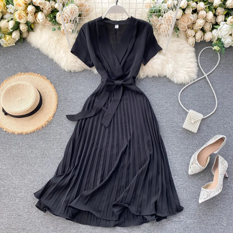 Damen Midikleid mit V-Ausschnitt &amp; Plissee-Design | Hohe Taille | Elegantes Kleid für Alltag, Freizeit &amp; besondere Anlässe