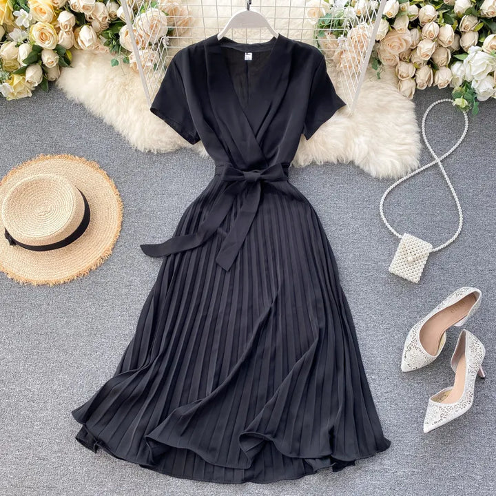 Damen Midikleid mit V-Ausschnitt &amp; Plissee-Design | Hohe Taille | Elegantes Kleid für Alltag, Freizeit &amp; besondere Anlässe