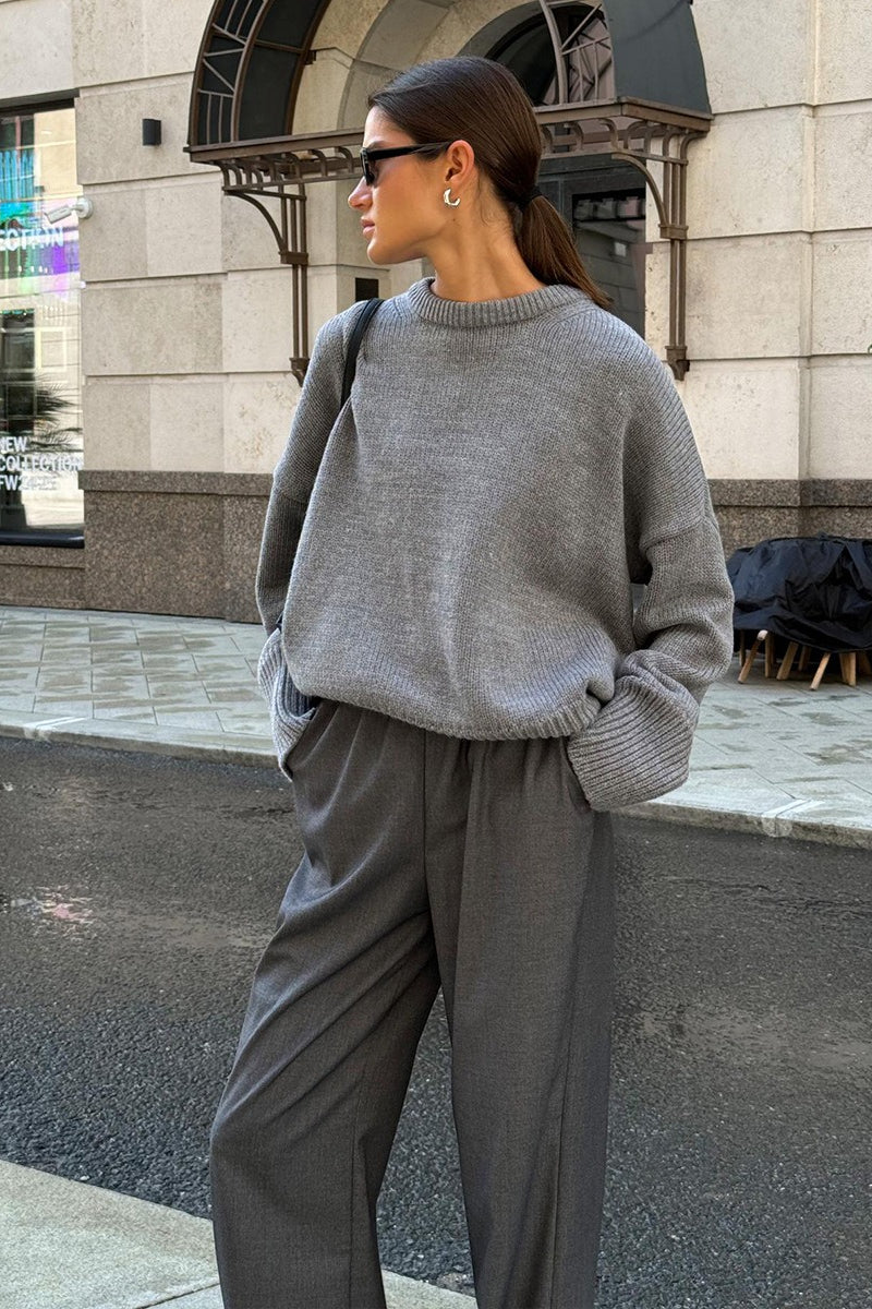 Damen Oversize Pullover mit Rundhalsausschnitt | Lässiger Schnitt mit langen Ärmeln und verlängerter Rückseite für Alltag und Freizeit