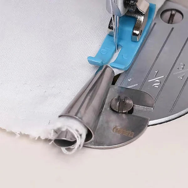 Set piedino per orlo arrotolato 3–10 mm in acciaio inox | Per orli arrotolati puliti su seta, chiffon e denim | Guida precisa, 8 misure