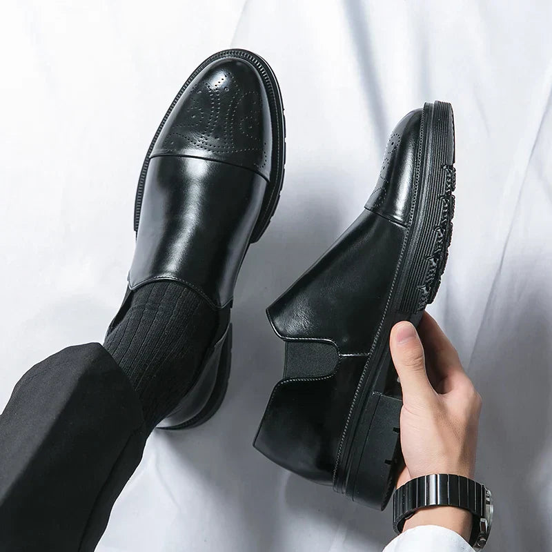 Herren Slipper aus Echtleder | Bequeme Slip-On Schuhe mit Gepolsterter Innensohle | Elegant für Alltag, Büro &amp; Freizeit