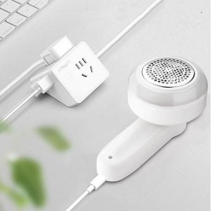 Elektrischer Fusselrasierer USB wiederaufladbar | Fusselentferner mit 3-Klingen-System &amp; Saugfunktion | Für Kleidung &amp; Textilien