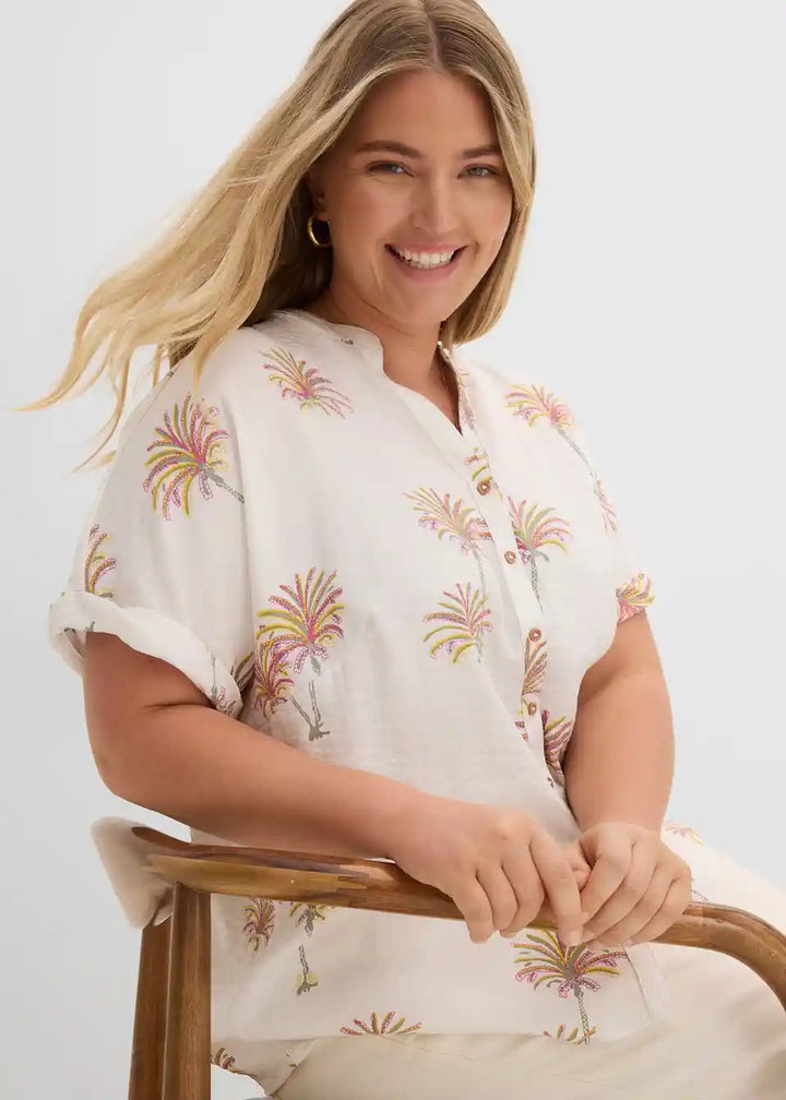 Damen Kurzarmbluse mit Palmen-Print | Leichte Bluse mit Hemdkragen &amp; Knopfleiste | Sommerbluse für Freizeit &amp; Urlaub