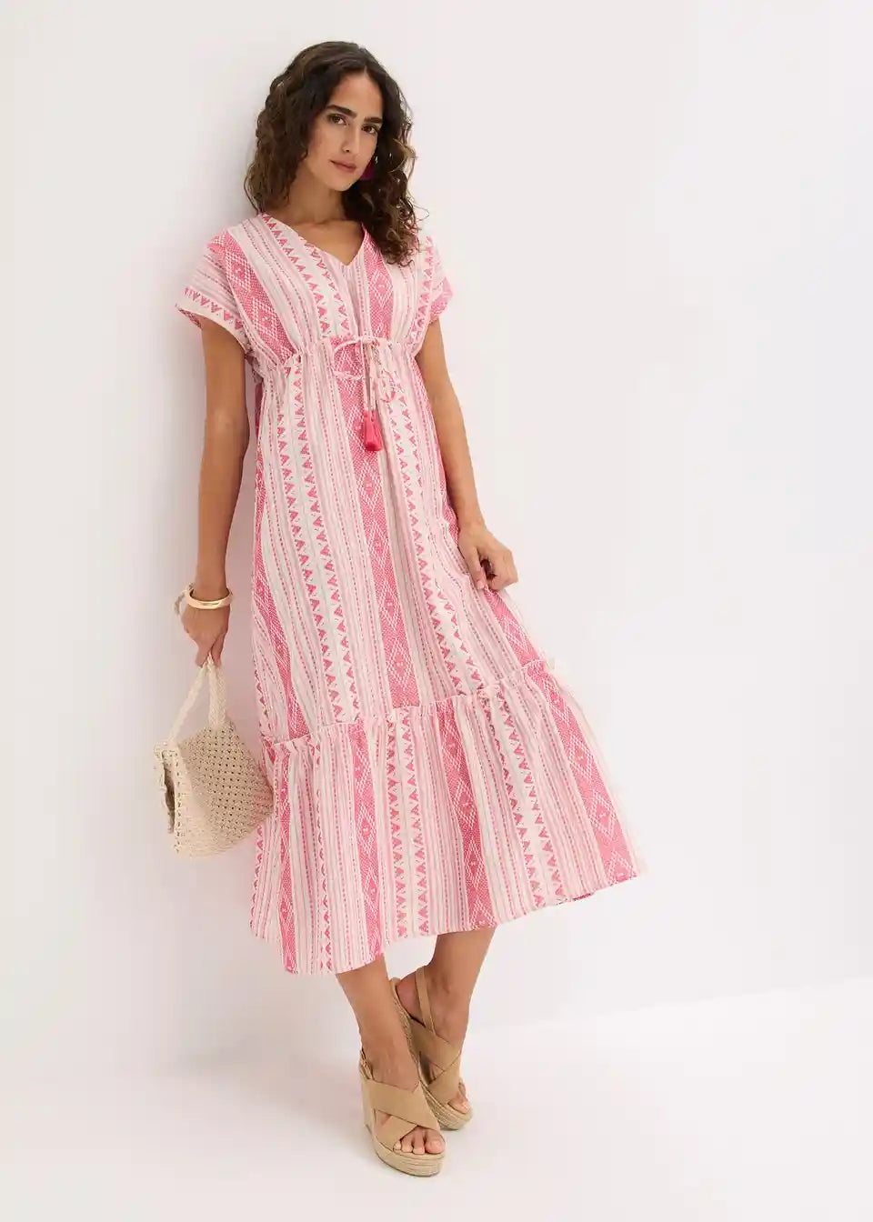 Damen Maxikleid mit Ethno-Streifen | Luftiges Sommerkleid mit Taillenband | Lockeres Freizeitkleid für Urlaub &amp; Strand