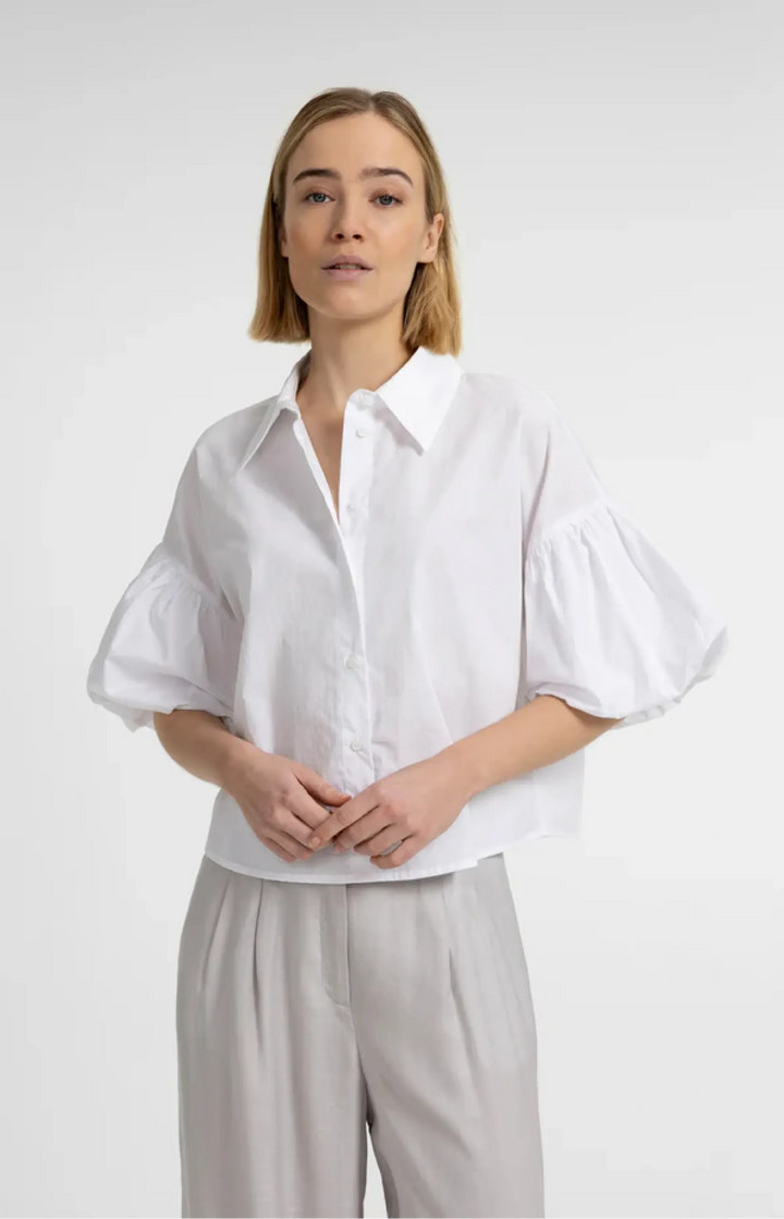 Damen Bluse | Oversize-Bluse mit kurzen Ballonärmeln, Kragen und Knopfleiste