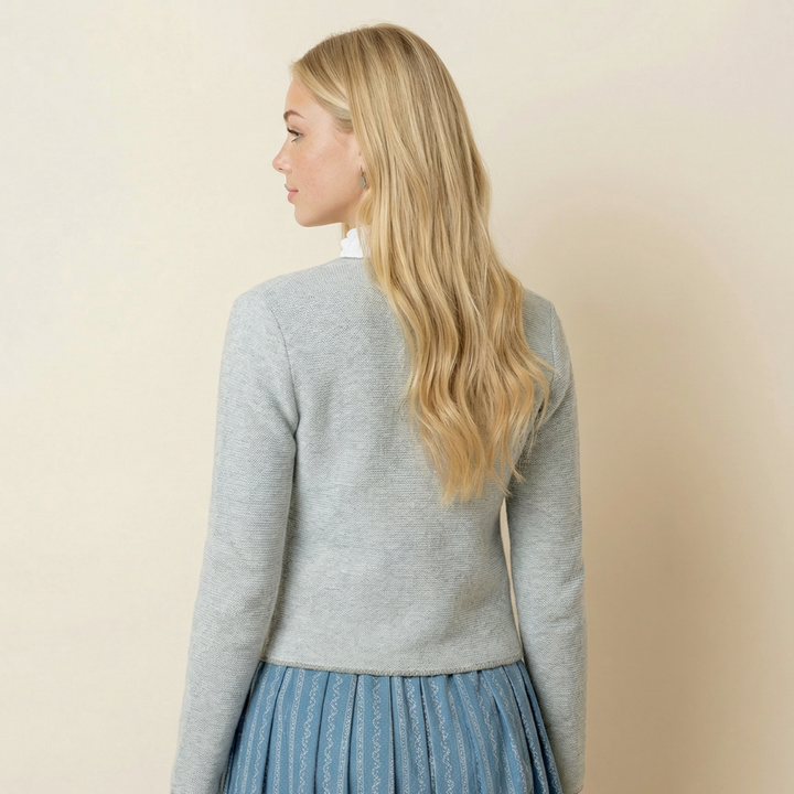 Damen Trachten Strickjacke | Taillierte Strickjacke mit Linksstrick und handeingefassten Kanten
