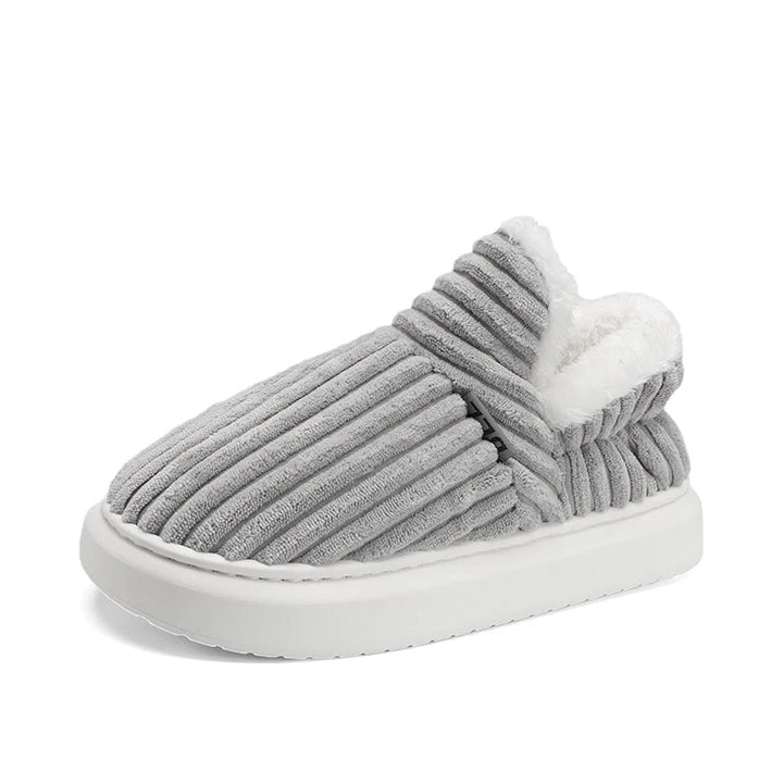 Damen Slippers – Bequeme und stilvolle Hausschuhe für kalte Tage