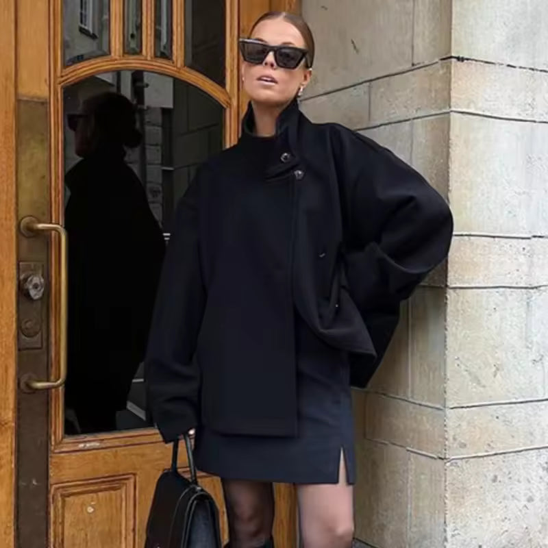 Damen Kurzjacke Elise | Zweireihig &amp; Elegant | Warm &amp; Bequem | Mit Brusttasche &amp; Modernem Schnitt