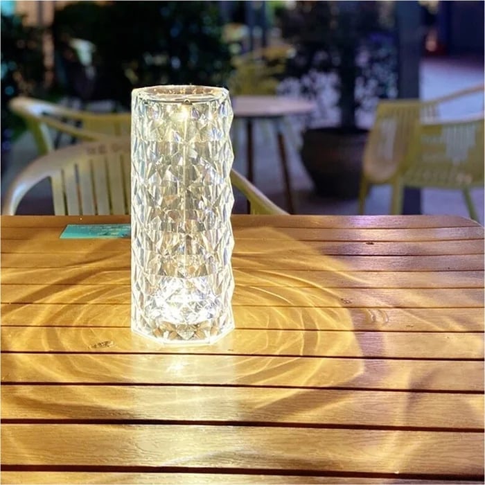 Crystal table lamp 3D diamond effect | 16 RGB colors with remote control | Touch dimmable | USB + wireless for ambient light