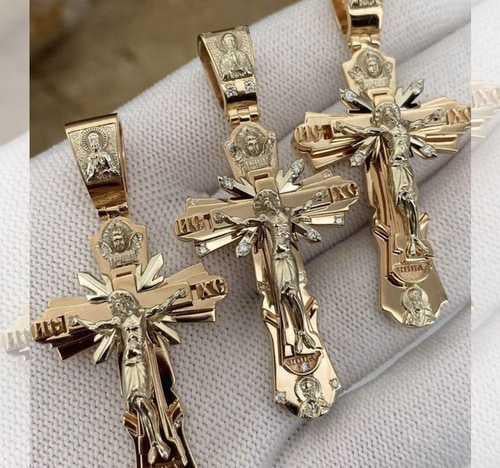 Pendentif croix dorée avec chaîne | design croix orthodoxe | boîte cadeau incluse | symbole de foi et de proximité au quotidien