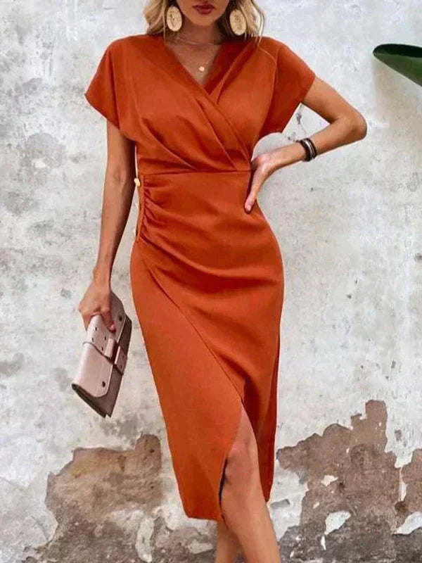 Damen Satin Midikleid mit V-Ausschnitt | Elegantes Kurzarmkleid mit seitlichem Beinschlitz und sanftem Glanz für festliche Anlässe
