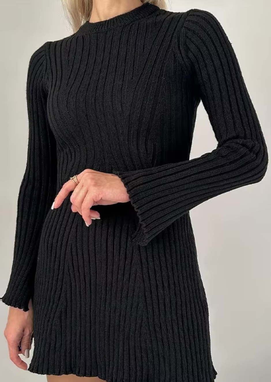 Damen Rippstrickkleid langarm | Figurbetontes Midi-Strickkleid mit Rundhals und leichtem Stretch für Herbst und Winter
