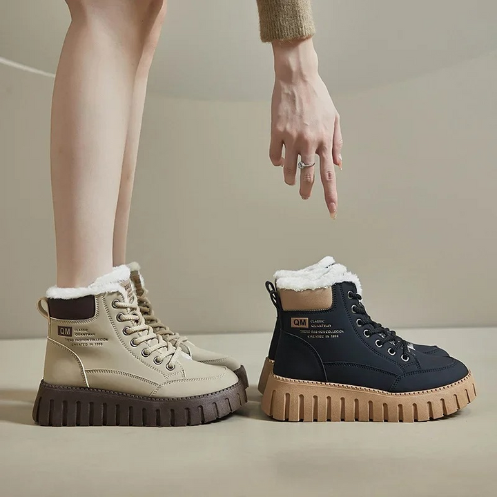 Damen Winterstiefel mit dickem Fellfutter | Warme Schnürstiefel mit rutschfester Profilsohle in Schwarz und Khaki für kalte Tage