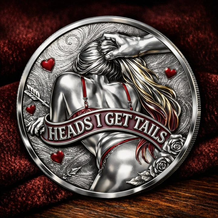 Metallene Challenge Coin „Heads I Get Tails“ | Doppelseitiges 3D-Relief mit Emaille-Akzenten | Sammler-Token für Games &amp; Geschenk