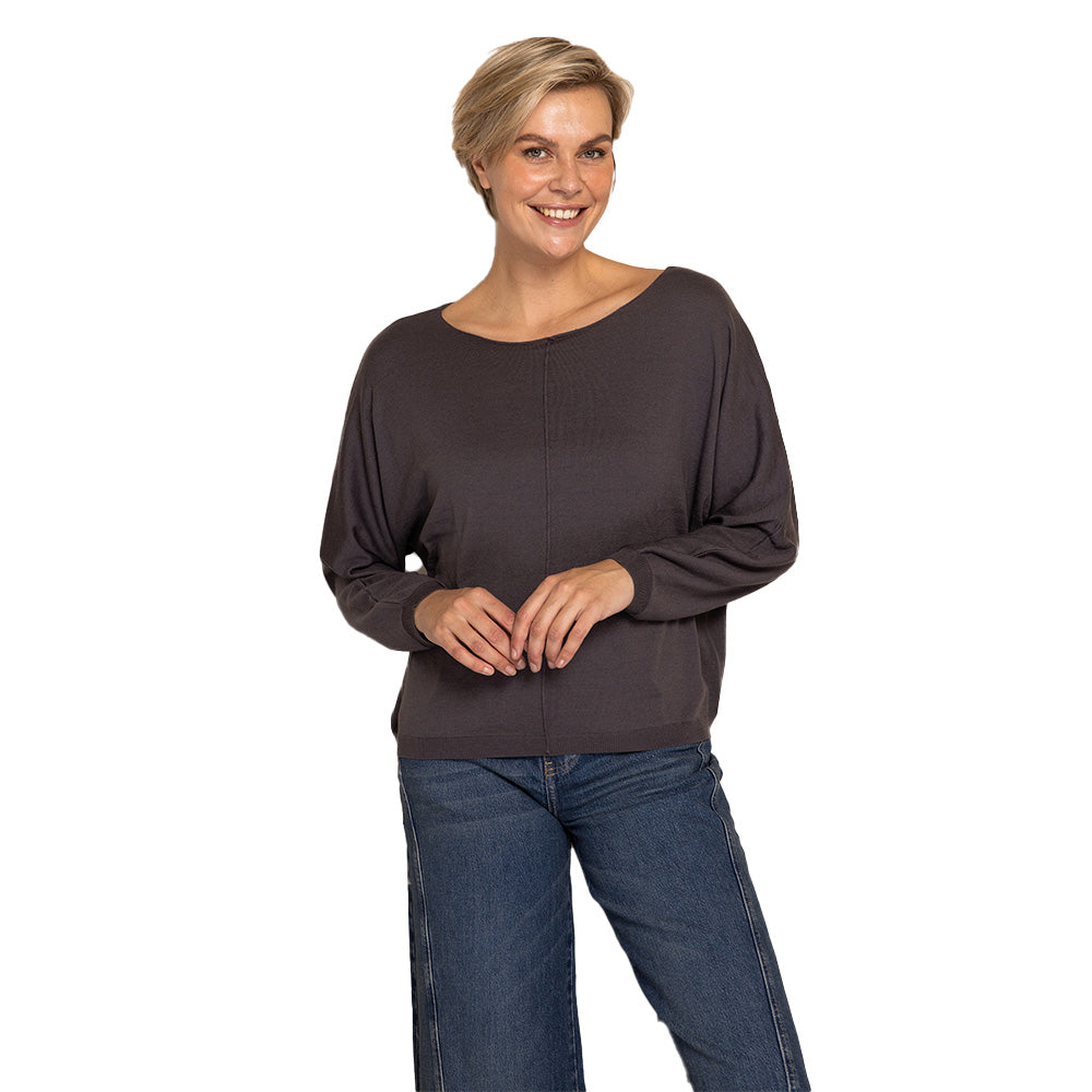 Damen Feinstrickpullover mit U-Boot-Ausschnitt | Strickpullover im Regular Fit mit durchgehender Ziernaht für Alltag und Freizeit