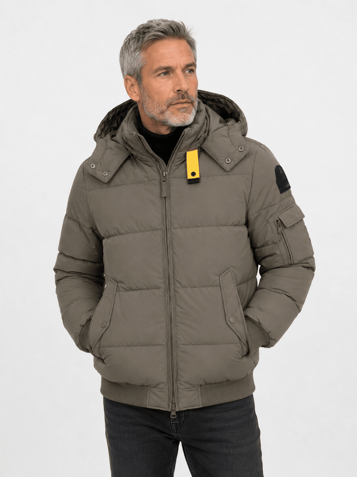 Herren Winterjacke Khaki mit Kapuze | Sehr warm gefütterte Jacke mit Innen-, Seiten- und Ärmeltasche | Größen M–XXL