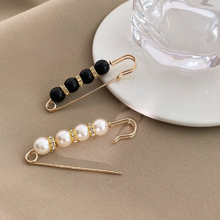 GleamPin – Spilla elegante con strass e perle