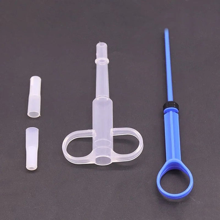 Medicine syringe for pets with soft silicone tip | 2 attachments for pills &amp; liquid | Stress-free administration