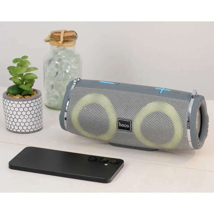Bluetooth Lautsprecher | Kabelloser kompakter Speaker mit bis zu 6 Std. Akkulaufzeit und Mikrofon