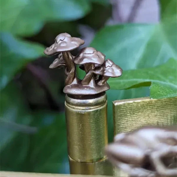 HingeCraft - Thoughtful head sculpture