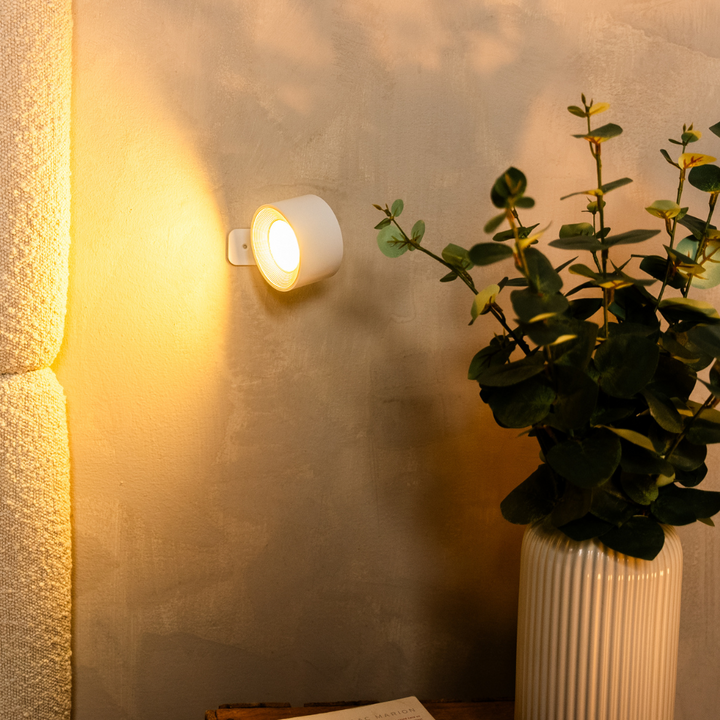 Kabellose LED-Wandleuchte | 360° drehbar, Touch-Dimmung, 3 Lichtfarben und USB-C-Akku