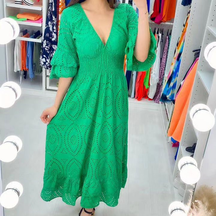 Damen Midikleid V-Ausschnitt mit hoher Taille | Bestickte Ärmel, elastischer Bund | Luftig aus Baumwolle | Elegant &amp; Alltag