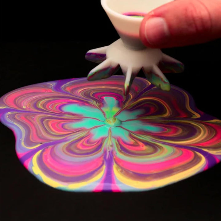 Nástroj na fluid art bloom pre akrylové liatie | Jednoduché plnenie a zdvíhanie pre kvetinový efekt | Opakovane použiteľný plast | 9×9×4 cm