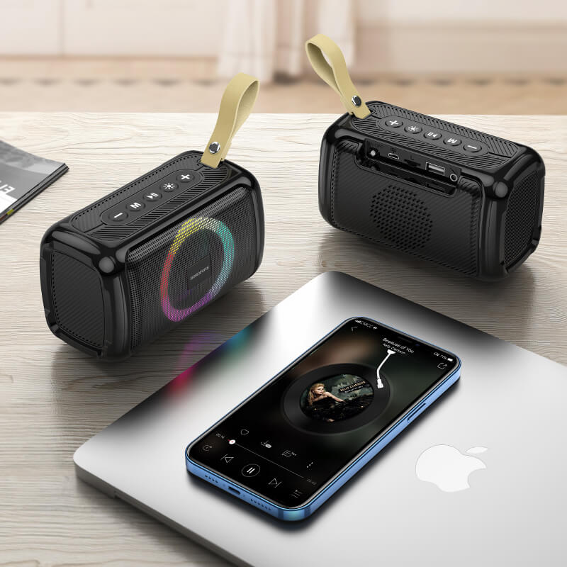 Bluetooth Lautsprecher | Tragbarer 10W Speaker mit IPX6, RGB-Licht und bis zu 8 Std. Akkulaufzeit
