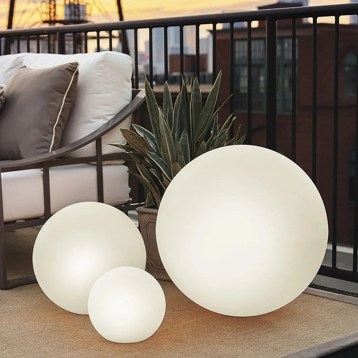 GlowHaven - LED-puutarhapallovalo