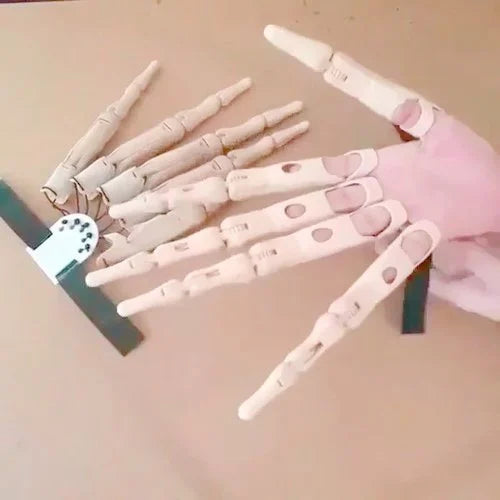 KlaueKratzer™ Realisztikus karmok dizájnja
