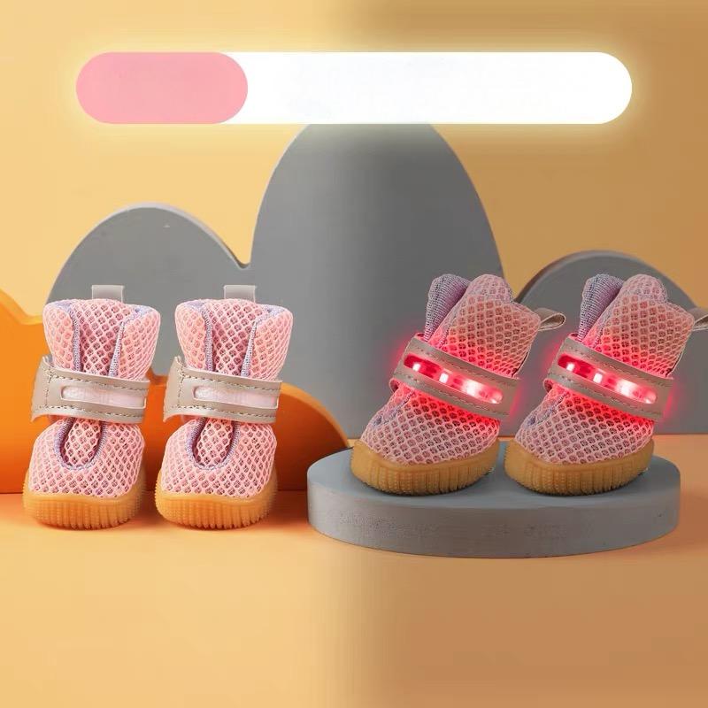 LED Hundeschuhe 4er-Set mit Antirutschsohle | Leuchtende Pfotenschuhe für Hunde | Atmungsaktives Mesh &amp; Klettverschluss | XS–XL