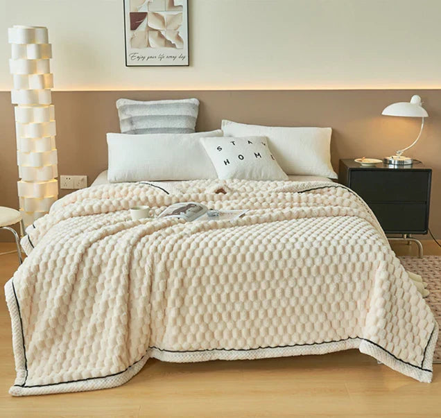 Kuscheldecke ultraweich | Flauschige warme Decke für Sofa und Bett | Maschinenwaschbar und für alle Jahreszeiten geeignet