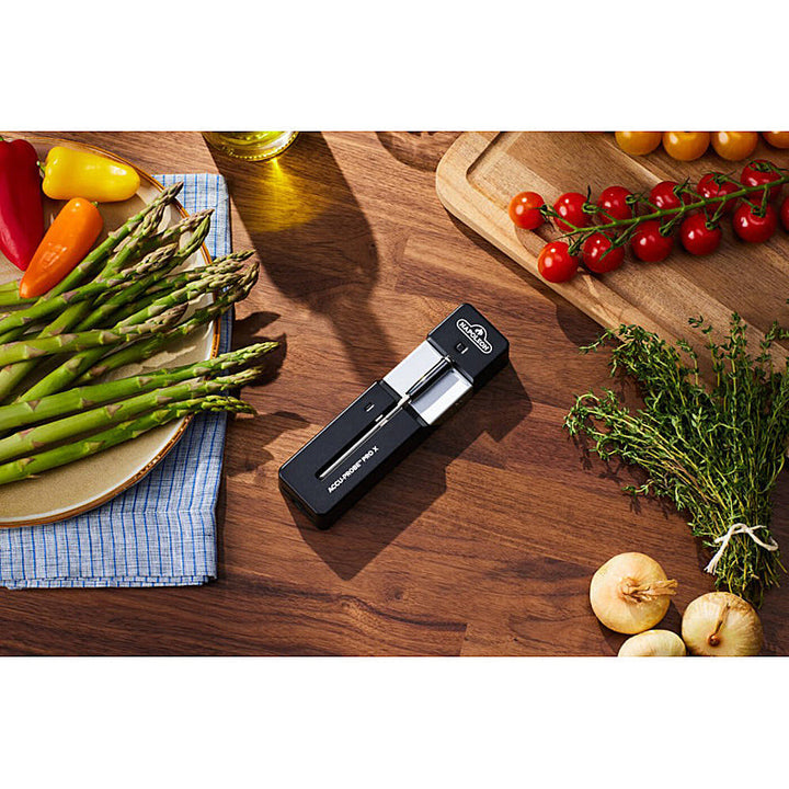 Kabelloses Bluetooth-Fleischthermometer | Napoleon ACCU-PROBE PRO X mit 6 Temperatursensoren, App-Steuerung und 275 m Reichweite