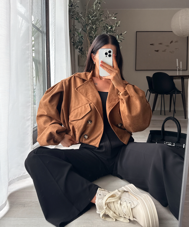Damen Crop Trenchcoat | Kurzer Wildleder-Look Mantel mit modernem Schnitt