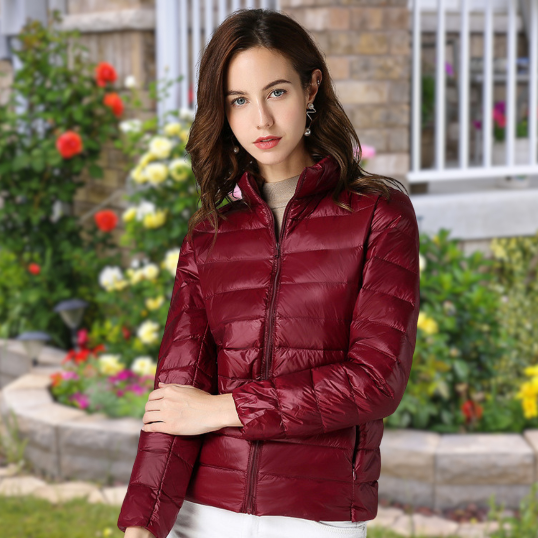 Damen Steppjacke mit Reißverschluss | Leichte taillierte Übergangsjacke mit wärmender Steppung für Alltag und kühle Tage