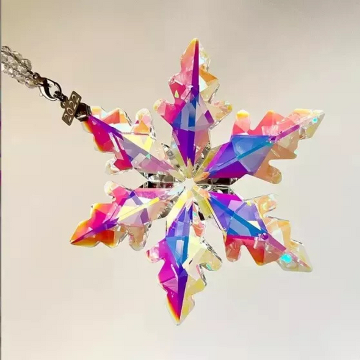 Kristall-Schneeflocken Anhänger aus K9-Kristall | Funkelnder Sonnenfänger für Weihnachtsbaum, Fenster &amp; Auto | Geschenkbox inklusive