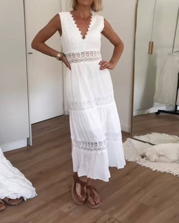 Sommerkleid Damen | Maxikleid mit V-Ausschnitt, Spitzen-Details und fließender Silhouette für warme Tage