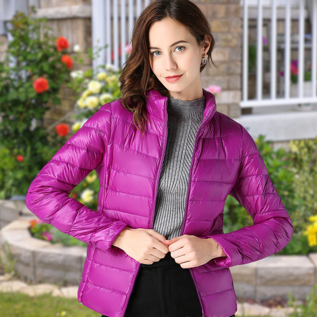 Damen Steppjacke mit Reißverschluss | Leichte taillierte Übergangsjacke mit wärmender Steppung für Alltag und kühle Tage