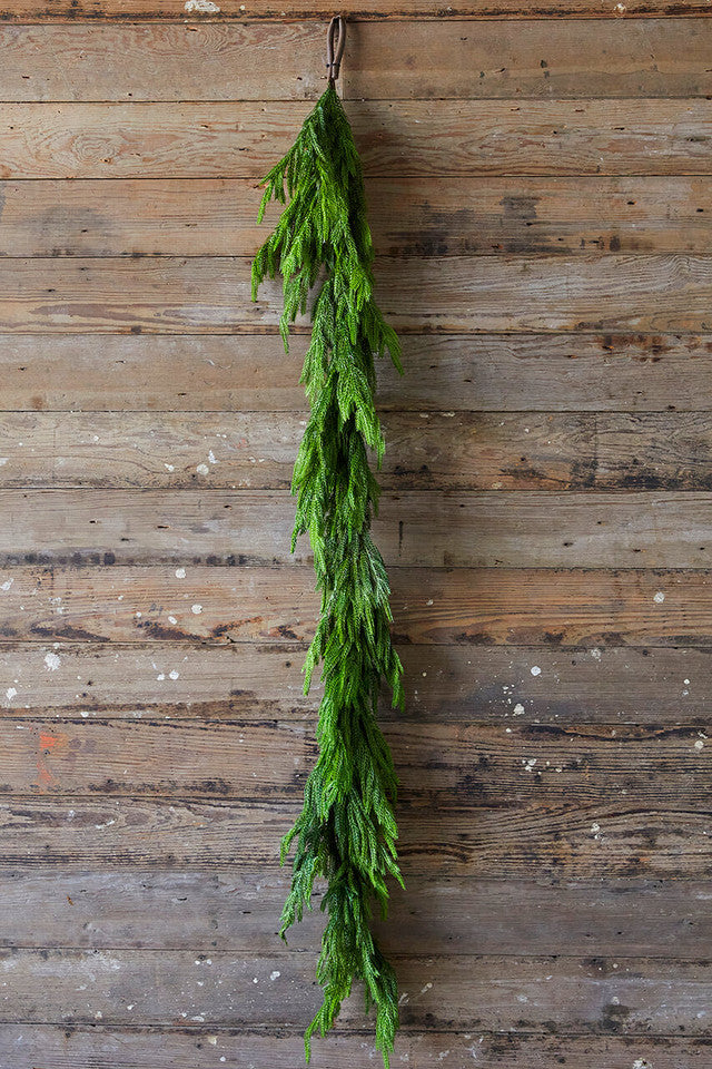 Premium Pine Garland Evergreen &amp; Dense | Realistic Needles, Shapeable &amp; Cuttable | For Door, Staircase &amp; Fireplace, 4–9 ft