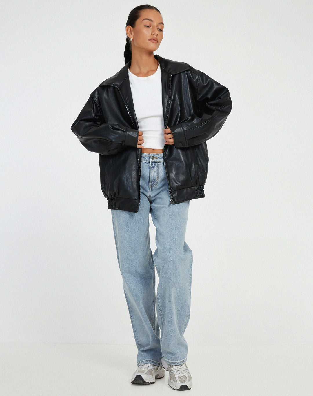 Damen Kunstlederjacke lang in Braun | Winterjacke aus PU-Leder mit lockerem, leicht tailliertem Schnitt für Herbst und Winter