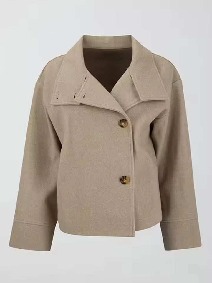 Damen Kurzjacke Elise | Zweireihig &amp; Elegant | Warm &amp; Bequem | Mit Brusttasche &amp; Modernem Schnitt
