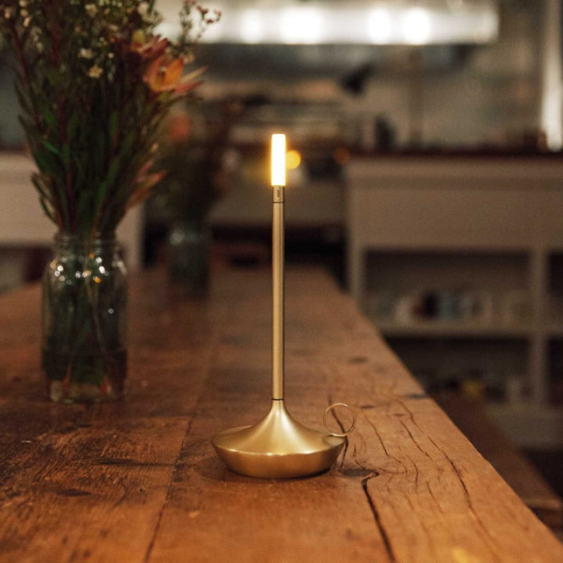 Akku Tischlampe | Kabellose dimmbare LED-Leuchte mit USB-C und bis zu 150 Stunden Akkulaufzeit