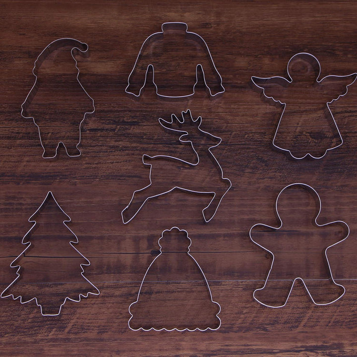 Weihnachts-Ausstechformen 7-teilig aus Edelstahl | Plätzchenausstecher mit Weihnachtsmotiven für Kekse und Fondant, spülmaschinenfest