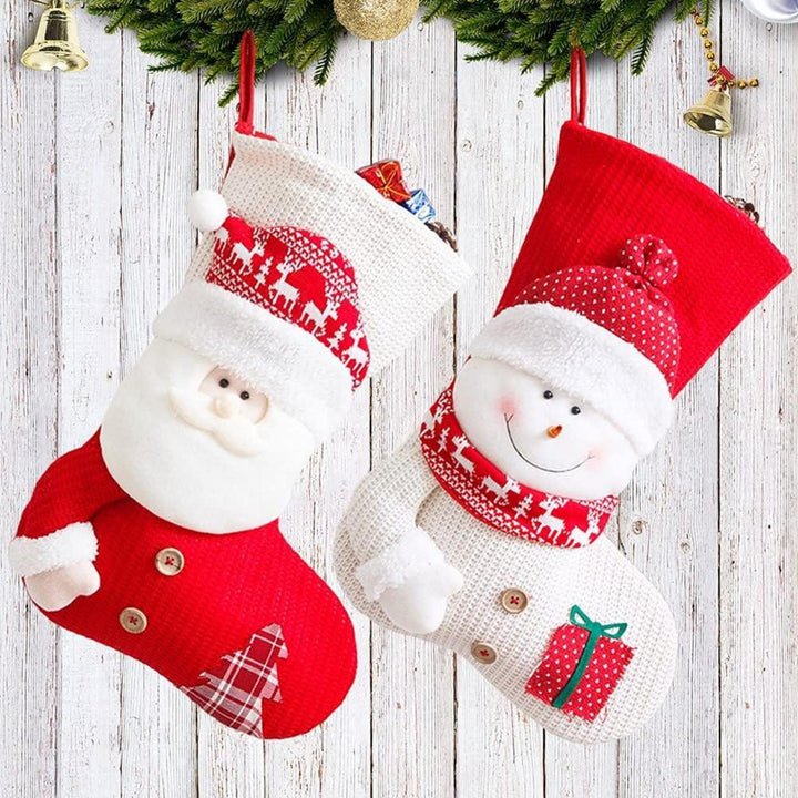 Weihnachtsstrümpfe mit Weihnachtsmann, Schneemann und Rentier | Große Nikolausstrümpfe in 3 Größen zum Befüllen und Aufhängen